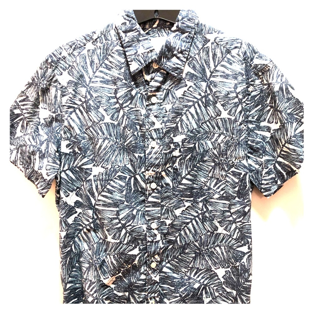 Gap short sleeve button down Hawaiian shirt